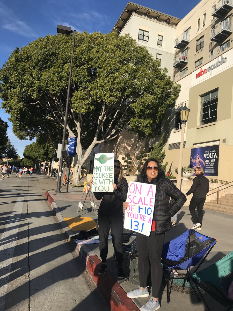 lamarathon's tweet photo. Some awesome race signs out there today! #RunPasadena https://t.co/9UrJqij219
