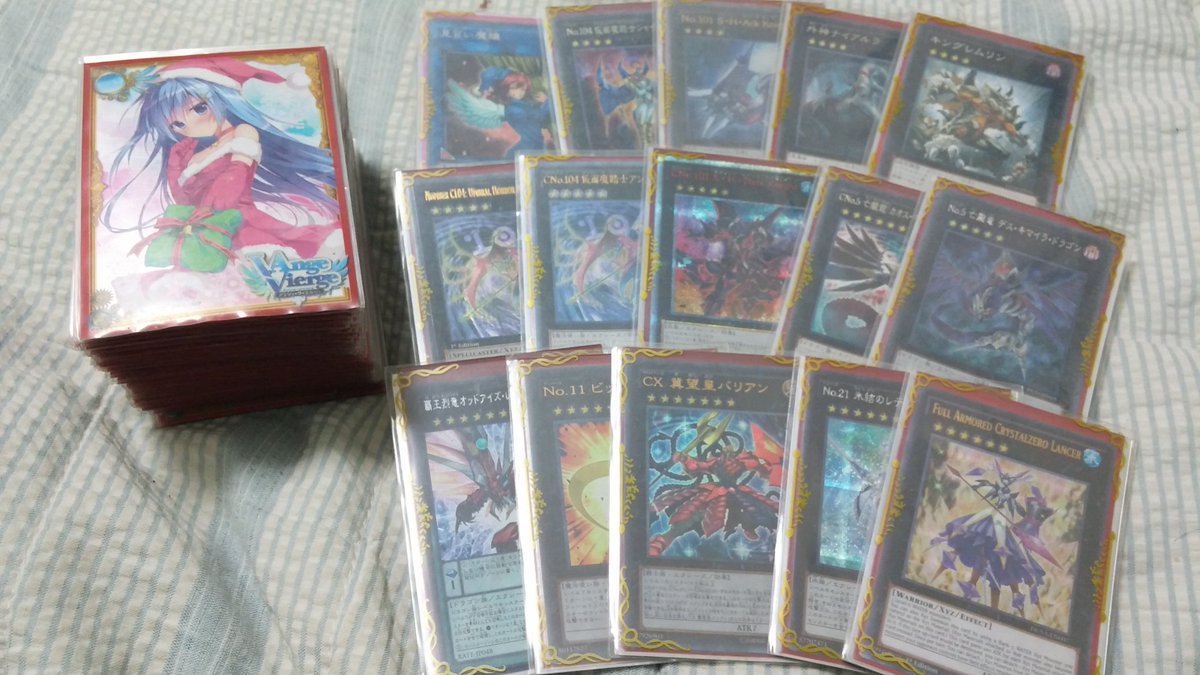 宝生ｍ氏 首柱 ゴッドファイブｒｕｍ厨 使い込み続けてもうすぐ６年のフェイバリットデッキ 混沌進化 ｒｕｍ厨 を載せてみる ダークナイト がthシクになったのと 申し訳程度のドラグーン対策にナイトドラゴリッチ積んだのが変更点 やっぱ