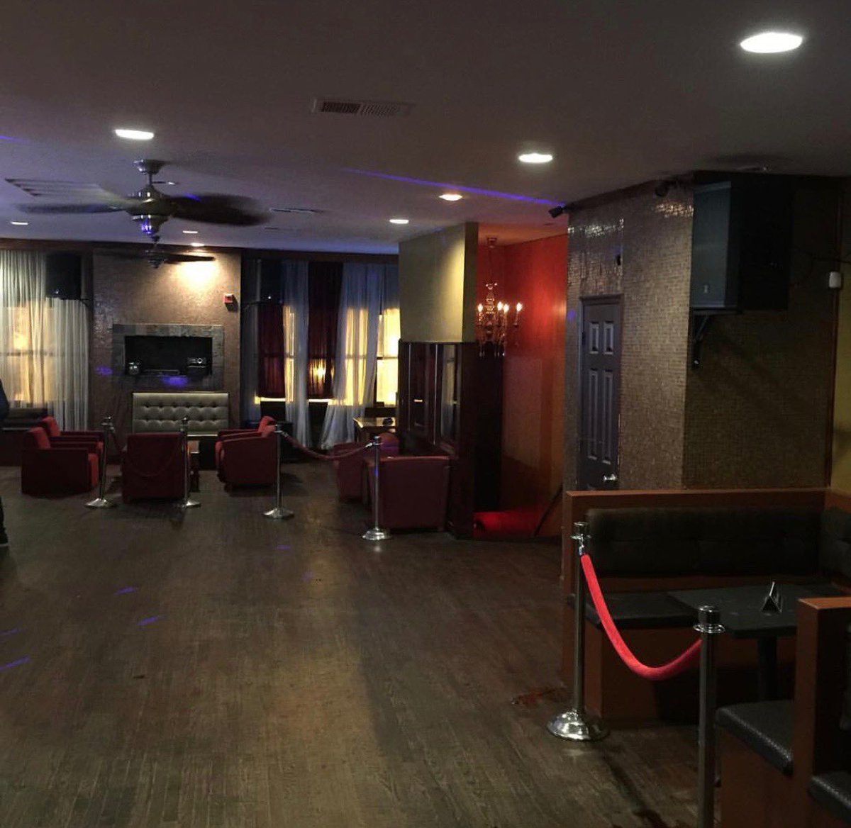 gomabent's tweet photo. #RidewiththeMAB TONIGHT @ Amsterdam Lounge (Pictures included). https://t.co/YHB2GspX6z https://t.co/1vs1IaFNcv