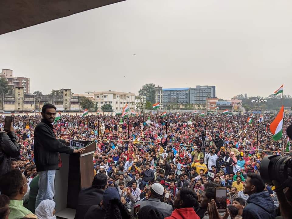 UmarKhalidJNU's tweet photo. आज बिरसा मुंडा, प्रोफेसर अब्दुल बारी और जयपाल सिंह मुंडा की धरती में। यहां जनता ने फसिस्ट बीजेपी को सत्ता से उखाड़ दिया है। अब वोह कमर कस रहे है CAA/NRC/NPR के खिलाफ लड़ने के लिए। झरखंड सरकार से आग्रह की के वोह केरल और पंजाब की तरह विधान सभा में इन के खिलाफ प्रस्ताव पारित करें। https://t.co/zcq8fzoM4X