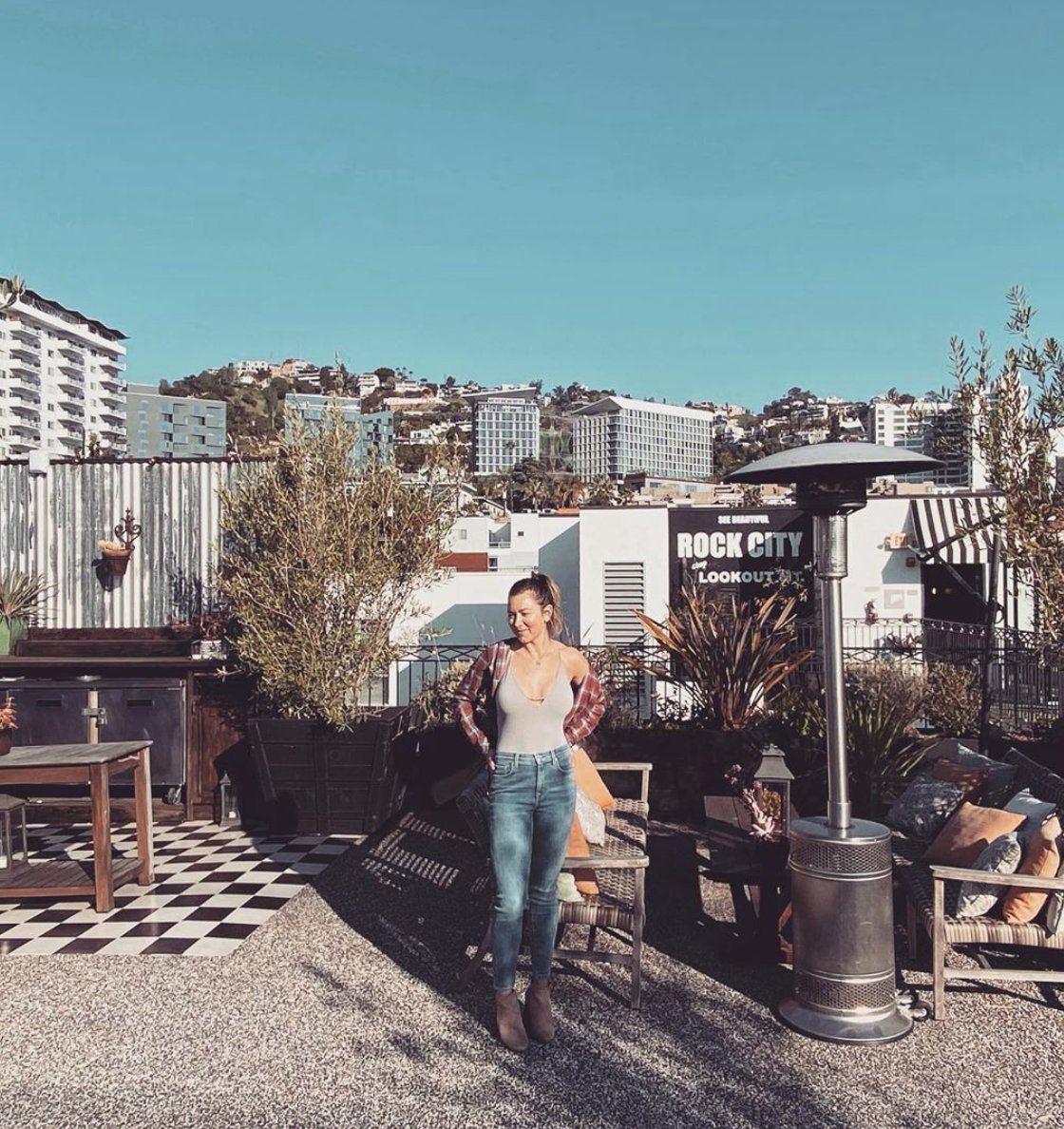 Soup of the Day: Champagne! 🥂Mimosas and Brunch with a view at the Sunset Cocktail Lounge @ Rooftop 11:00AM-3:00PM Saturdays and Sundays. sunsetlounge@palihouse.com. #palihousewesthollywood #palisociety @mardirestaurant

📷: @emoreira_rn