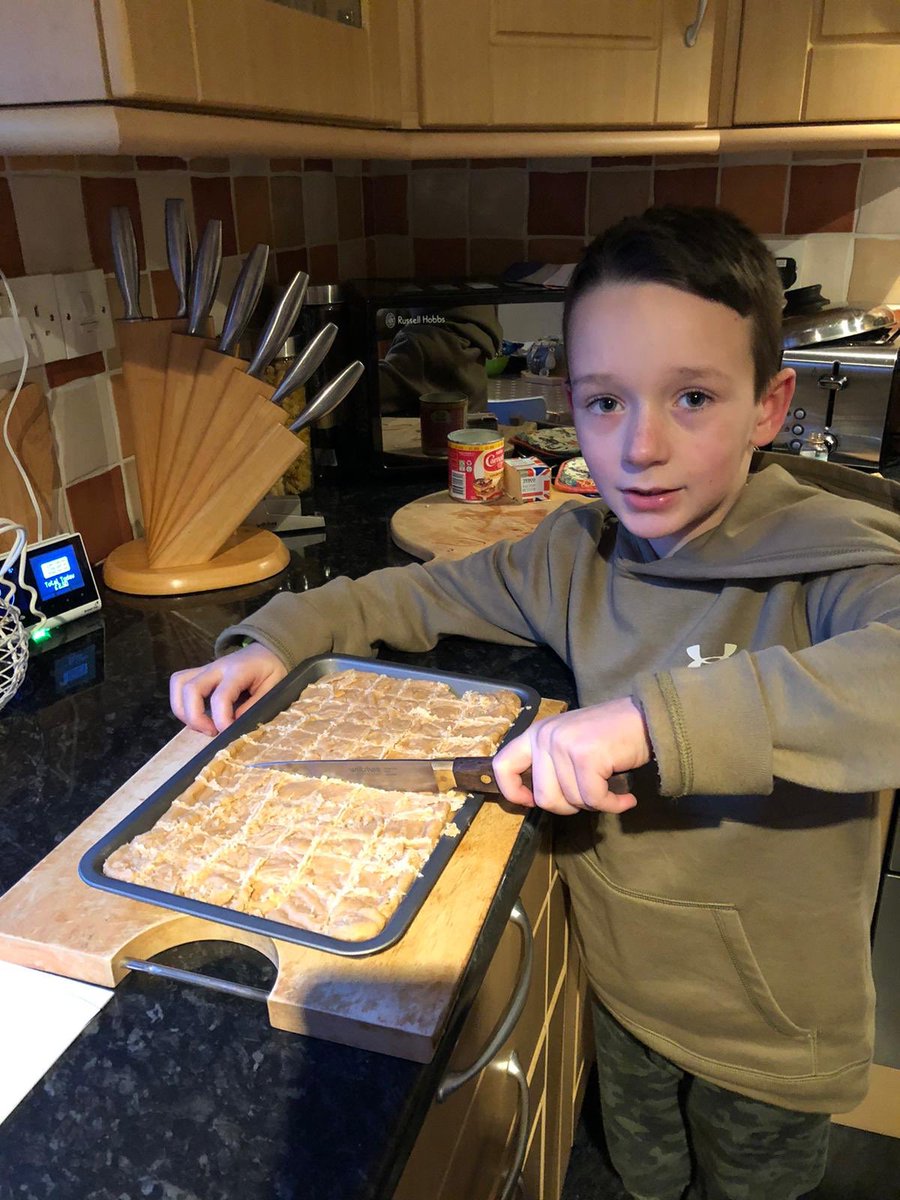 suzeclark's tweet photo. @NewMonklandPS #termlyhomework #scottishweek making tablet with Nana πππ½ https://t.co/hpV5pEHIIN