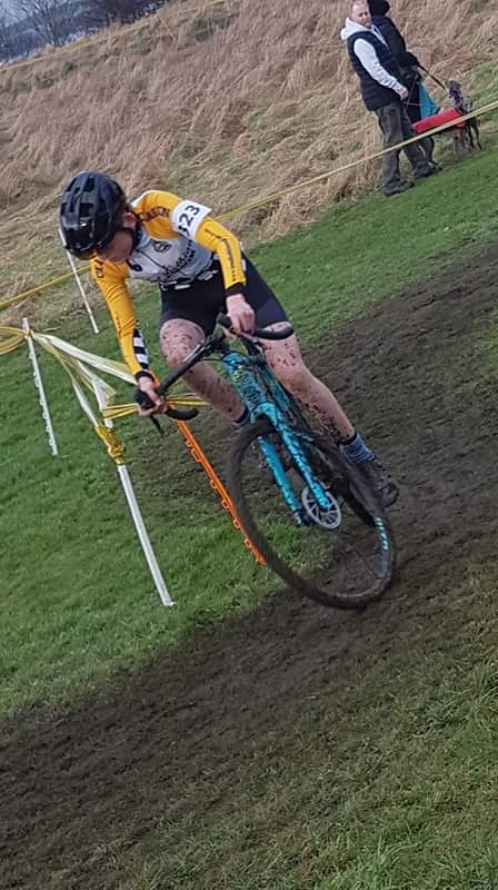 gregor_mcphaden's tweet photo. Good race today at Kinniel X,had a great start and battled for 1st then slipped and lost time but battled for 2nd, Overall great race,Thanks to @GregNicol94 for cheering me on aswell as @WLClarion (also first race on the new bike)
@LHSCycling @MrAuldLHS https://t.co/m87sIA8qk6