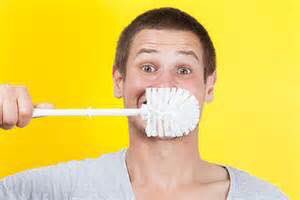 SusanKlinsport's tweet photo. Covering your toothbrush 😷? Novel idea?💡 or just sensible?🚽🦠@IntelliDent1 is the solution #Toothbrushshield #Health #oralhealth https://t.co/MjBcYQSJe1
