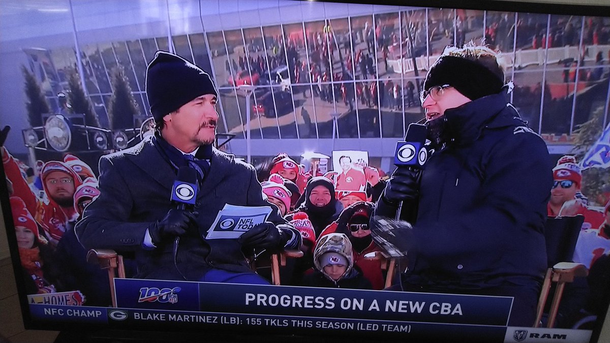 TacoKenny1's tweet image. Romey! Freezing off the nuzzies #hellacold