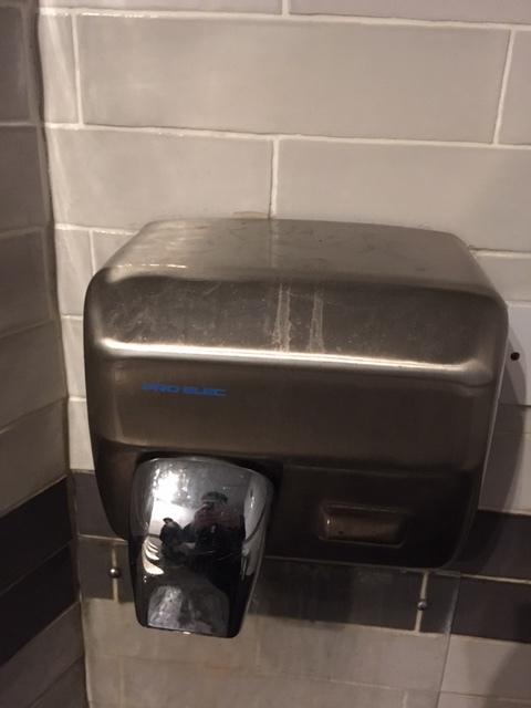 The Mourner jonathandryden.wordpress.com/2020/01/19/the…