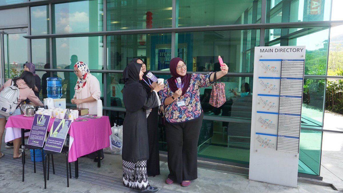 HeriotWattUni's tweet photo. Happy #GlobalWattDay from staff, students and alumni raising their mugs today in celebration of the man who was inspired to create the steam engine from seeing a kettle boil. ☕️Join the celebrations and share a pic of your cuppa with #JustAddSteam  @HWUDubai @HWUMalaysia https://t.co/9WnP60HXAH