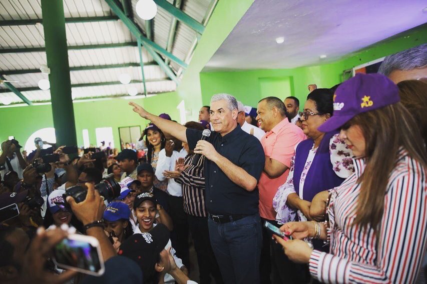 Un gran entusiasmo se apoderó de Sabana Perdida con la visita del próximo presidente @gonzalo2020rd  quién en apoyo a los candidatos municipales, expresó garantías de integración para todos en el Gobierno Nacional.

#SDNEsDeGonzalo
#JuntaderaGonzalo