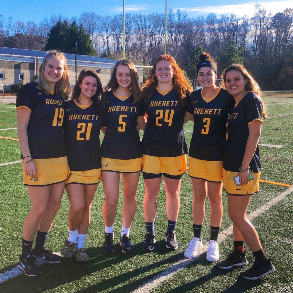 AverettWLax's tweet photo. Team Photos ๐ธ were a success! Love to see these ladies smiling and enjoying each otherโs company! And we all cannot wait for our first team practice on Tuesday ๐ฏ๐ช๐ค #preparation #preseason #startunknown #finishunforgettable #family #rings #goals https://t.co/t0rHHZ3X2X