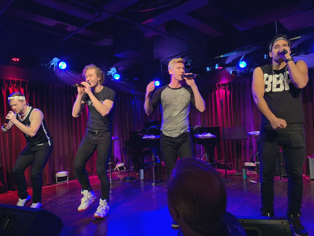 orangegirlnz's tweet photo. Better than church on Sunday. #boybandproject 🧡🎶🍾🎤 https://t.co/uI2BqCEEnA