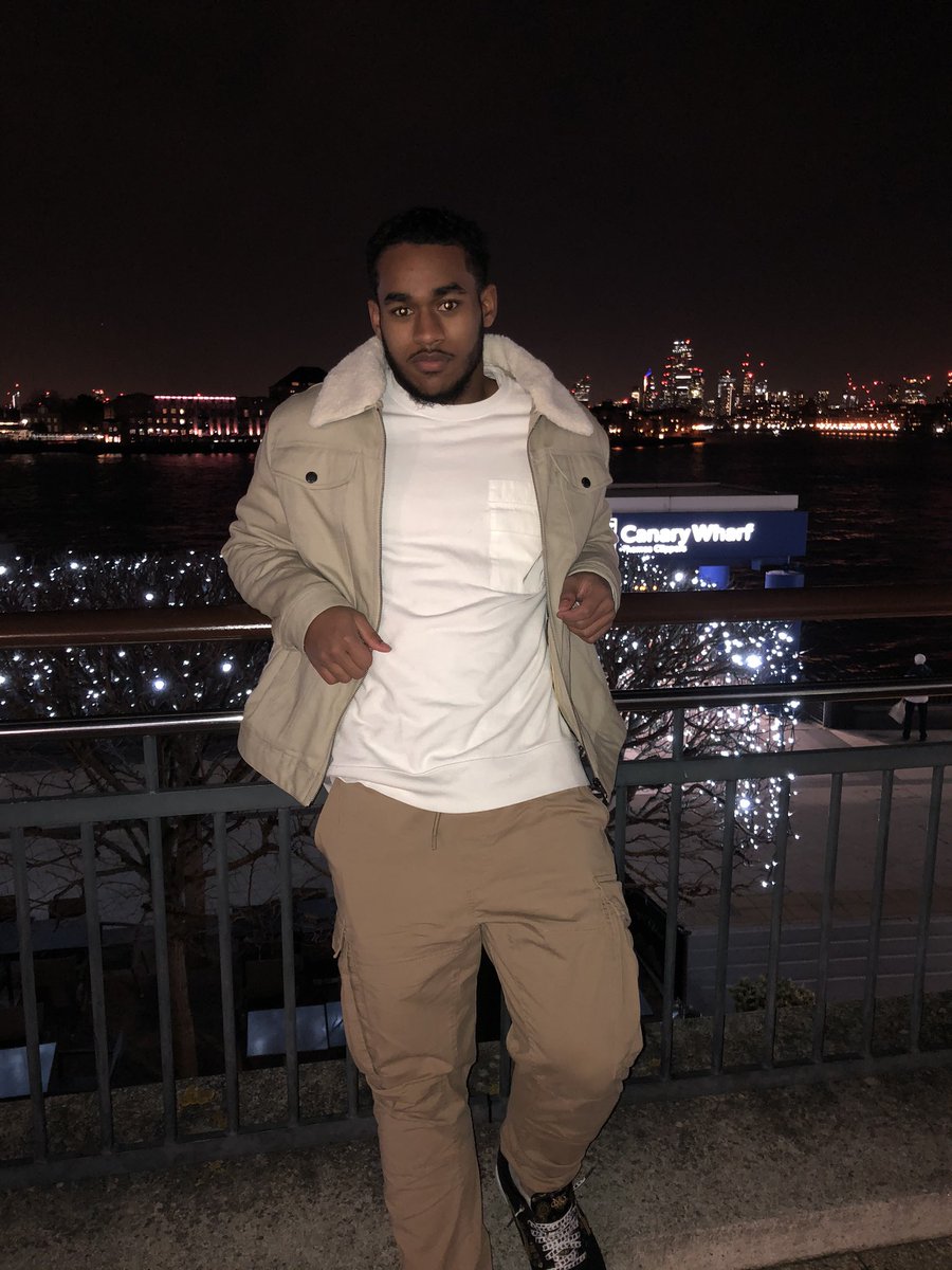 big_whit_13's tweet photo. Decided to cross the pond for the weekend... https://t.co/ScxmEIYM0K