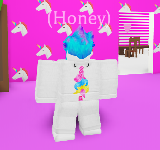 Honey The Unicorn On Twitter I Now Have My Own Onesie In Roblox - how to get the unicorn outfit in roblox