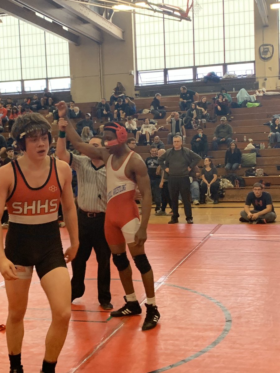 PeekskillWrest1's tweet photo. Omar wins the semis and will represent the Red Devils in the county finals! https://t.co/pSeSs61rPg