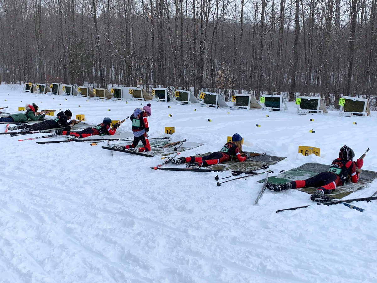 OntCadets's tweet photo. The recent snowfall means it's a great weekend for some area biathlon competitions! Competitions took place at @Kamview in Thunder Bay and @NakkertokNordic in Gatineau. Successful teams move on to the Regional Biathlon Competition February 8 and 9. https://t.co/6hbuyVS93o