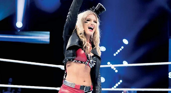 Planeta_Wrest's tweet photo. Toni Storm ha sido elegida por nuestros seguidores la mejor luchadora de 2019 #WWE #PremiosPW #NXTUK https://t.co/SEH2EXq6HH