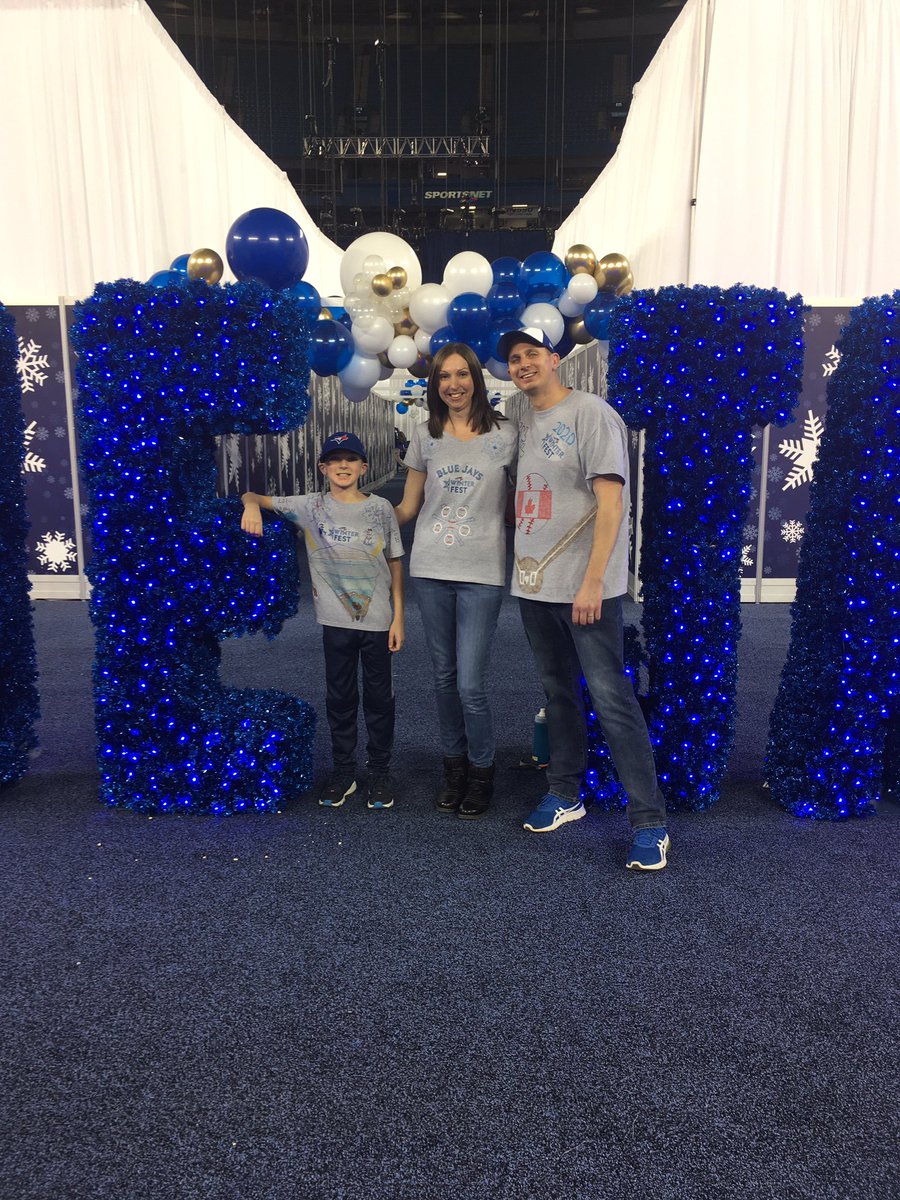 Thank you <a href="/BlueJays/">Toronto Blue Jays</a> for yet another great Winterfest! Can’t wait for the season to start! 
⚾️ ❄️ #baseballfamily #TBJWinterFest