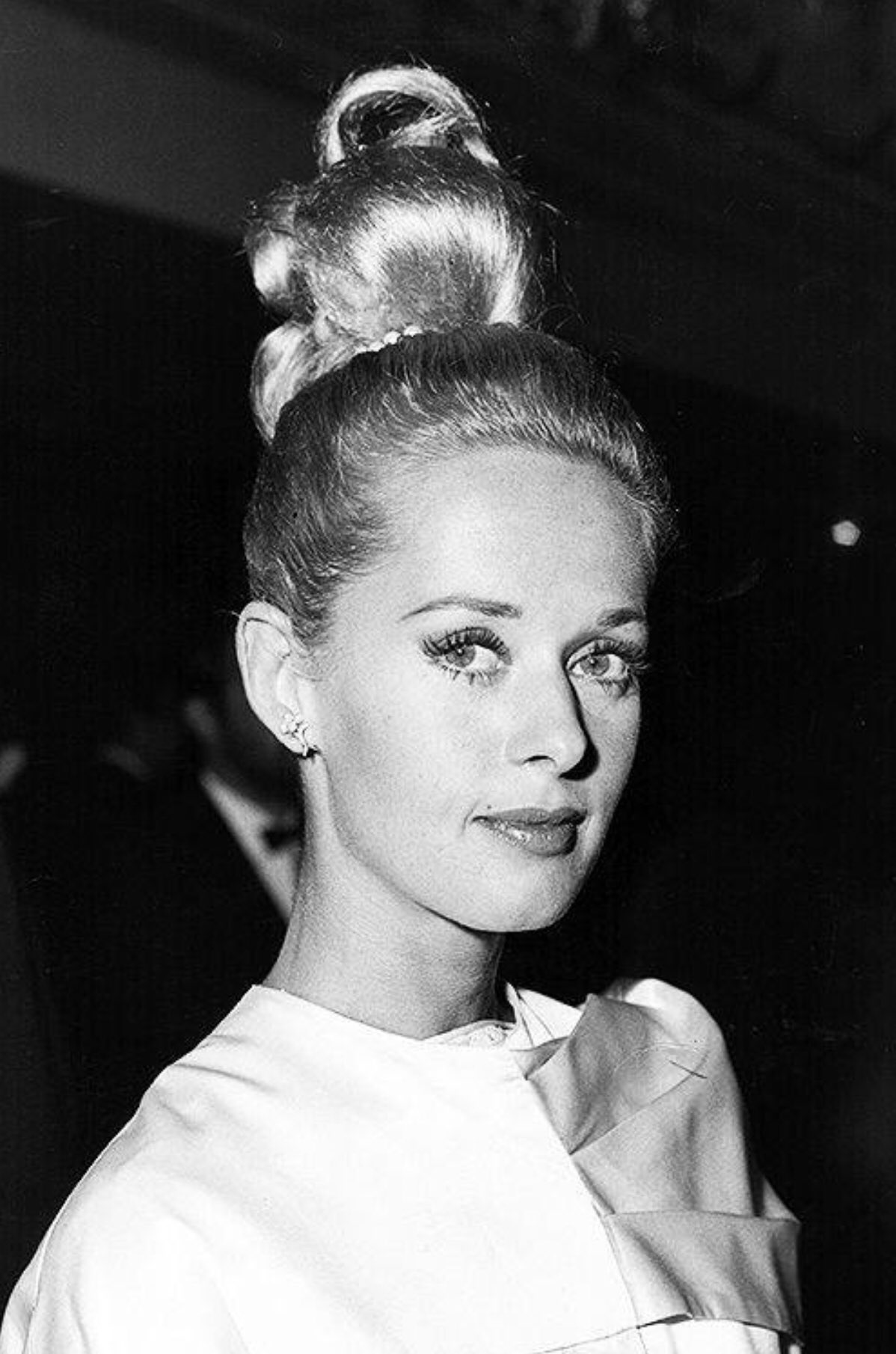 Happy birthday to the one and only Tippi Hedren.   