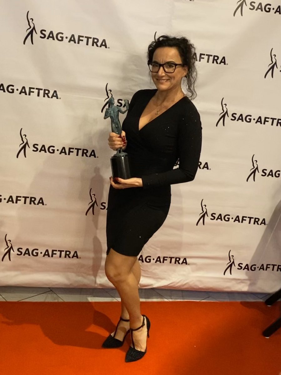 I’m only here for Adam Driver 😍🤓 #sagawards2020 #actorslife <a href="/sagaftra/">SAG-AFTRA</a>