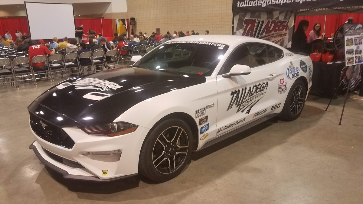 TLAL254's tweet photo. @TalladegaSuperS @BrickFair @BJCC Can I win this? https://t.co/Hd5n6kH43G