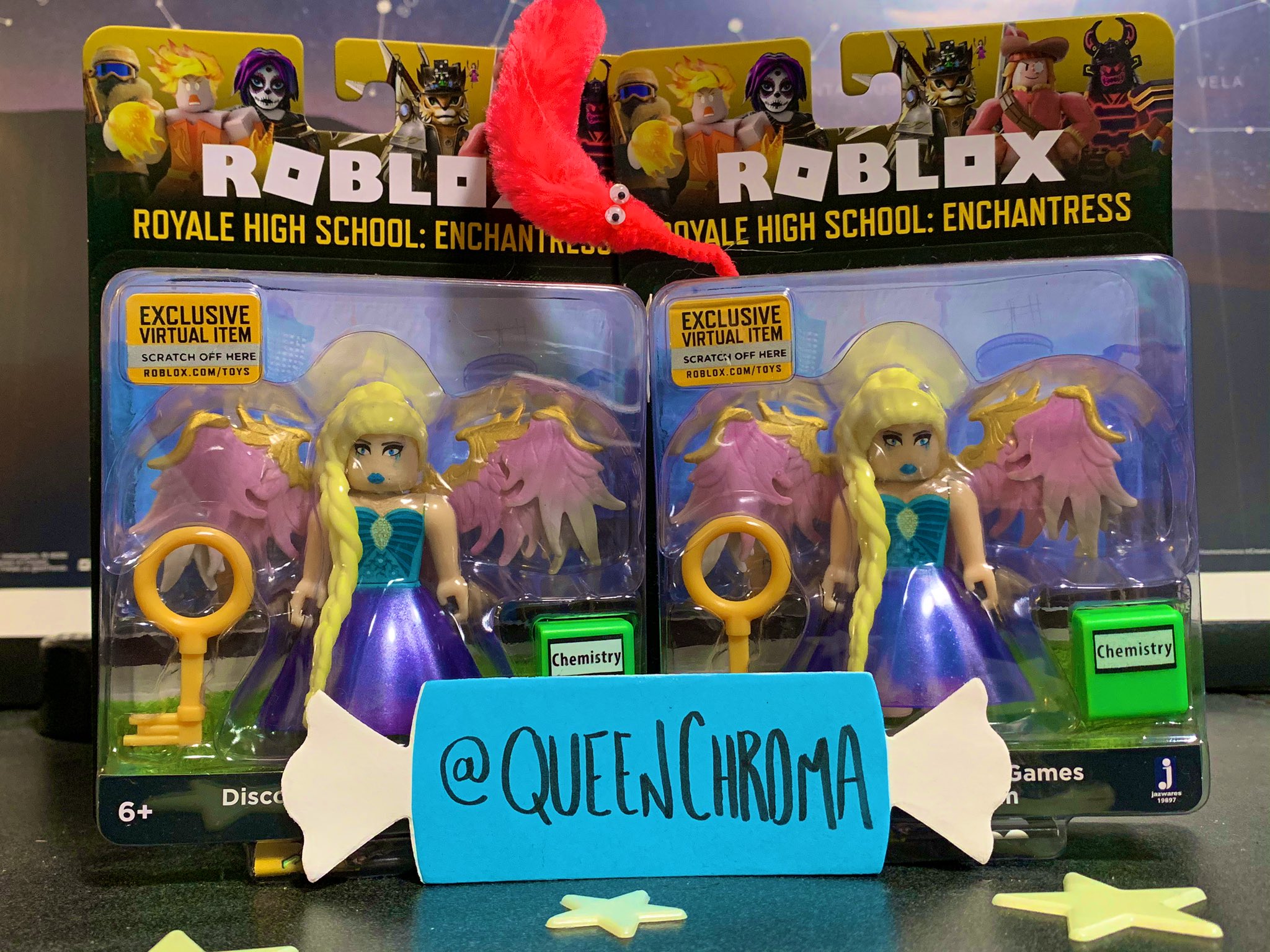 Roblox Royale High School Enchantress Figure with Virtual Item Code Jazwares