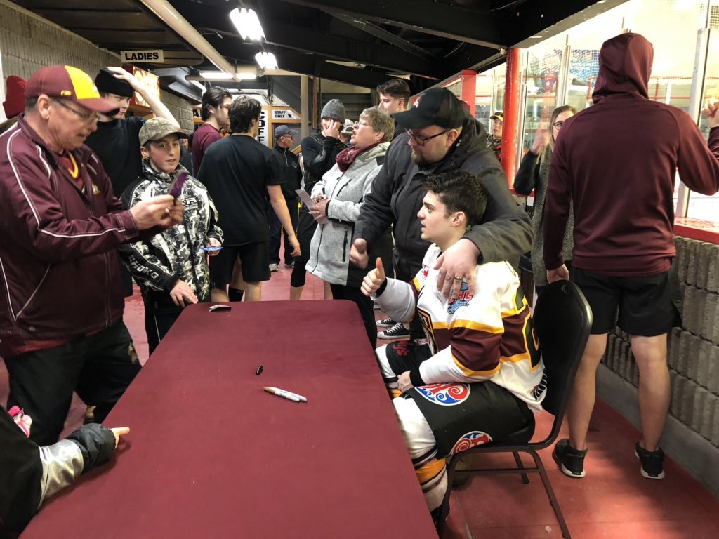 The <a href="/TimminsRock/">Timmins Rock</a> pulled off a 4-1 win over the <a href="/RapidsNOJHL/">French River Rapids</a> and it’s <a href="/philcaron26/">phil caron</a> card night so he’s sending people home with smiles on their faces with some autographs.
