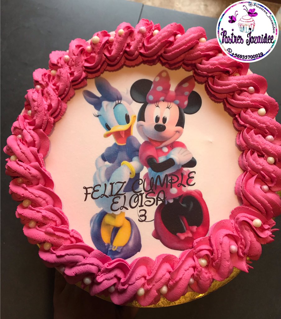 PJozaidee's tweet photo. Una Dripcake temática Minnie y daisy para una princesa es torta de crema manjar y pulpa de durazno y chocolate, que esperas para cotizar para tus celebraciones 🥰 @lopradoconecta2 @lopradoaldia https://t.co/P5aJYWUFkf