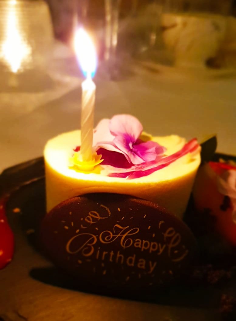 TeaTimeinDublin's tweet photo. Tea birthday party at @TheAtriumDublin can be a fabulous way to share an afternoon with friends. Thank you! @TheWestinDublin

#birthdayparty2020 #teaparty #teatime #afternoontea #friendship #uniqueexperience #Sunday #SundayThoughts #TeaTimeinDublin https://t.co/XdWRlrvqAx
