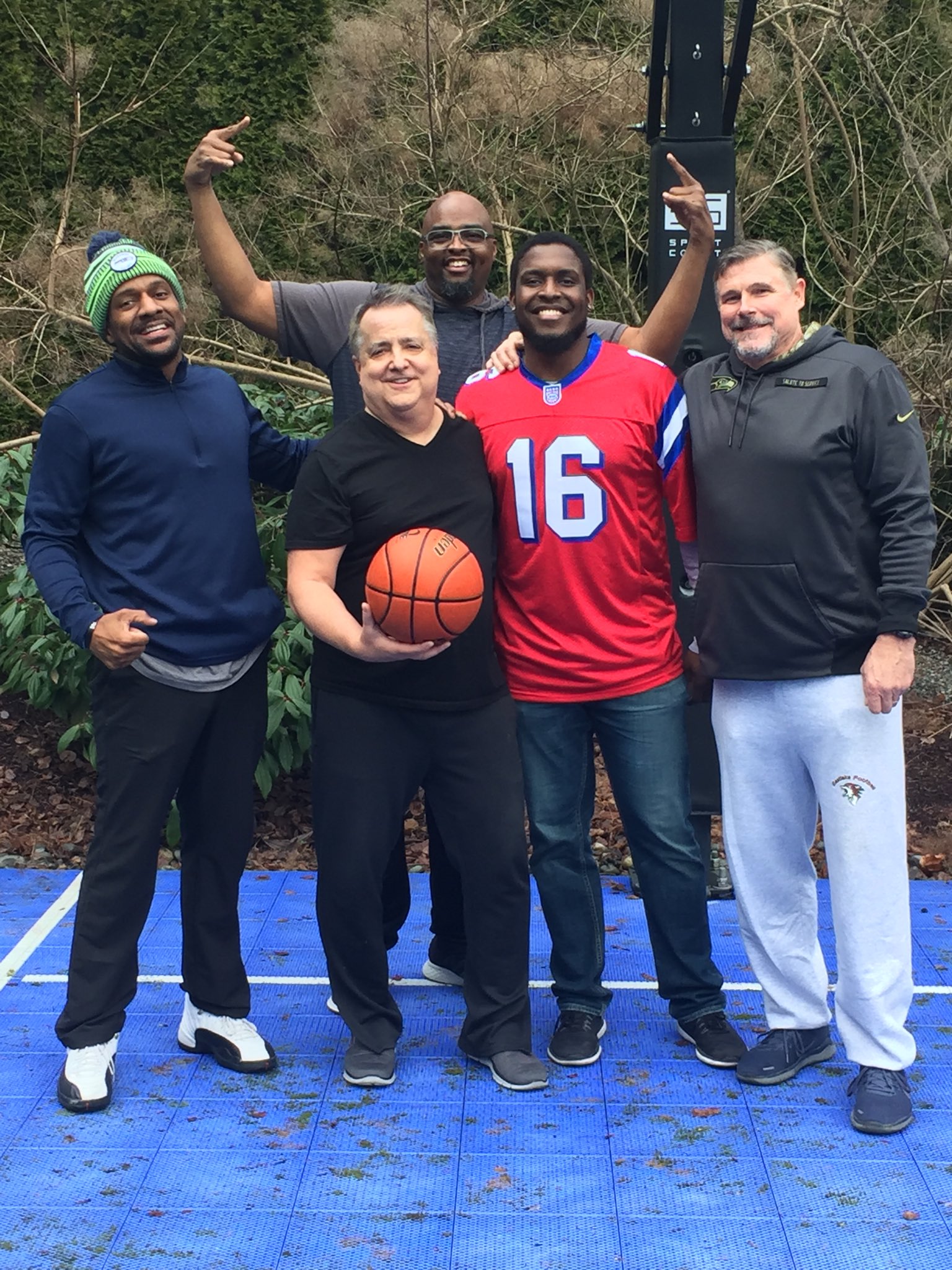 dori-monson-on-twitter-i-wish-we-were-all-working-today-but-the-second-best-on-championship-sunday-is-balling-at-the-monson-house-with-jordanbabineaux-bigrayroberts-nasserkyobe-and-wyman-i-m