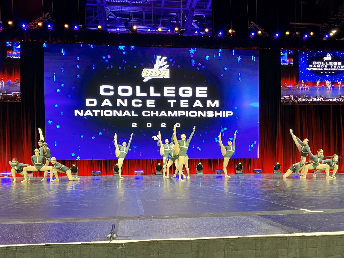 And for the final routine of the night, give it up for <a href="/MSU_SugarBears/">MSU Sugar Bears</a> in D1 Jazz Finals👏🏽 #UDAnationals
