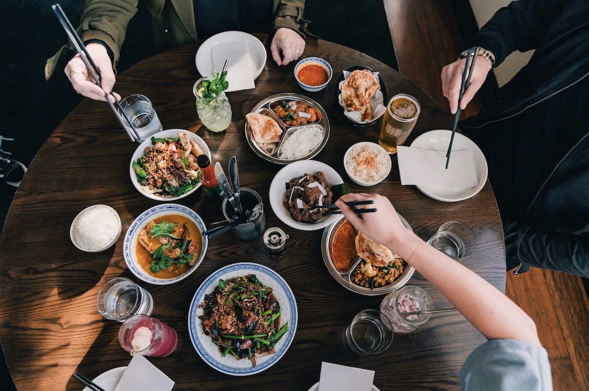 RestaurantHubNZ's tweet photo. An inspired and energetic mash-up of traditional Malaysian hawker food and beautiful Kiwi produce and service, Madam Woo brings a slice of Asian street food to Takapuna. Reserve your table today https://t.co/IyDmyyNvQQ

#Auckland #aucklandfoodies #aucklandeats #nzeats #takapuna https://t.co/swkfwNOwfh