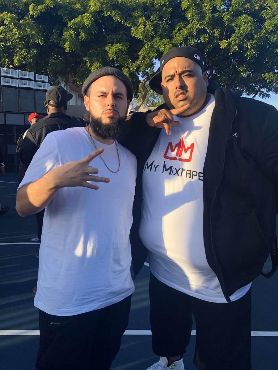 moizenvelli's tweet photo. @k1ng_zoebsg “73” #VideoShoot happening right now‼️💯💯🔥 posted up with @DJCHICO561 from @mymixtapez it’s a #DadeCounty #SouthFlorida thang 🍊💪💪 #MyMixtapez #73 #K1ngZoe #K1ngRadio #DownSouth #Florida #ExplorePage #Repost #WeAll1 https://t.co/02dwWmmwyk