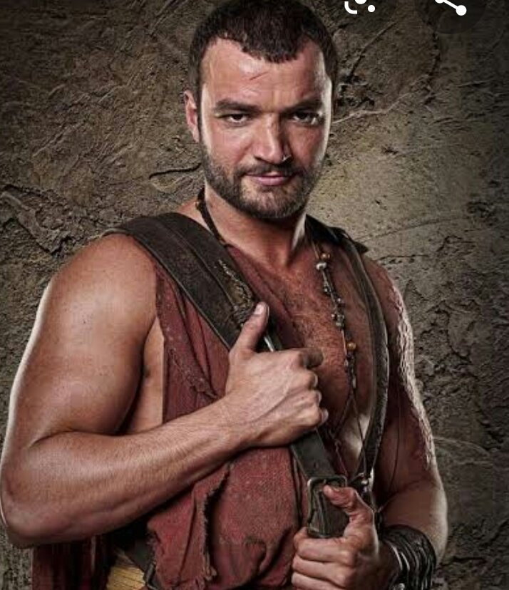 KhalilKobo's tweet photo. @iamemmy01 @iam_lakewon Who remember this guy? #Spatacus.. #Ashur https://t.co/XIica0K224