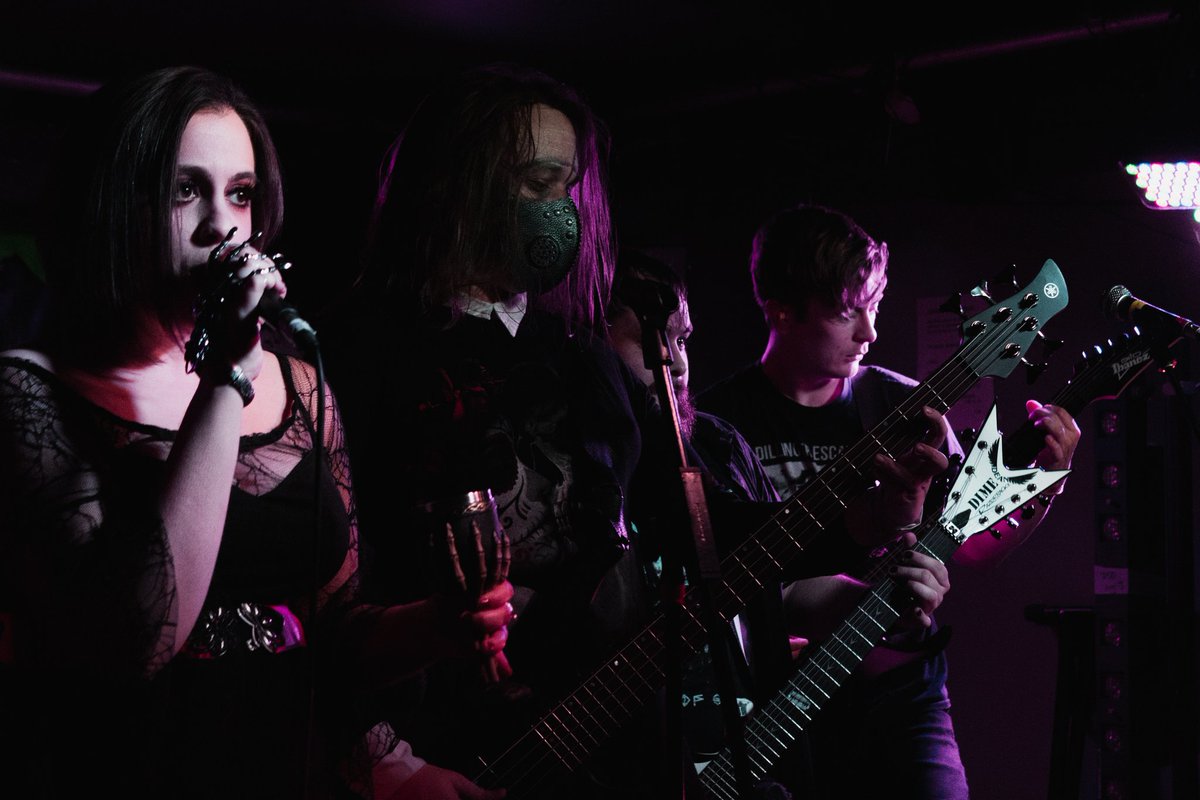 Competition time again!
6 days 'til our show at <a href="/OurBlackHeart/">The Black Heart</a> for <a href="/CamdenRocksFest/">Camden Rocks Fest</a>
5:50pm saturday 25th January.

We have one pair of tickets to give away. 

To be enter the prize draw check our facebook post
 m.facebook.com/story.php?stor…