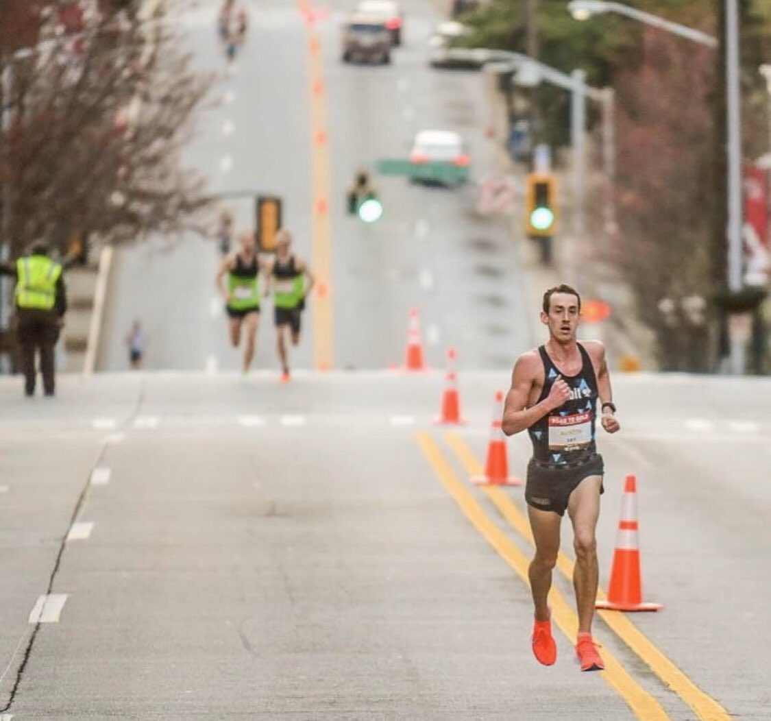runinrabbit's tweet photo. Huge congrats to #rabbitPRO @brogan_austin on his half-marathon PR today at the Houston Half. He ran 61:52 (4:43 pace) 🤯🔥
#runinrabbit #borntorunfree #HouHalf https://t.co/RHyHizjhw3