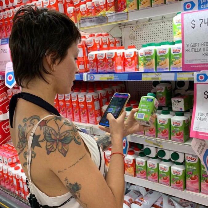 mayrasmendoza's tweet image. Controlar los “precios cuidados” es un acto de profunda solidaridad social y es una tarea que debemos hacer entre todos y todas. 

Así, contribuimos al cuidado del bolsillo de lxs trabajadorxs y garantizamos que las políticas nacionales lleguen a lxs vecinxs.