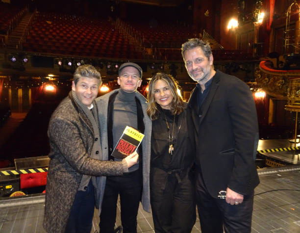 MRFanFanFans's tweet photo. The Moulin Rouge was seeing STARS last night! @ActuallyNPH & @Davidburtka! @FaithHill & @TheTimMcGraw! @Mariska & #PeterHerman! @TheAAshford & #JoeTapper! So much love for these amazing artists! We hope they all enjoyed the show! #moulinrougebroadway #aarontveit #karenolivo (2/2) https://t.co/nY9oE1lypQ