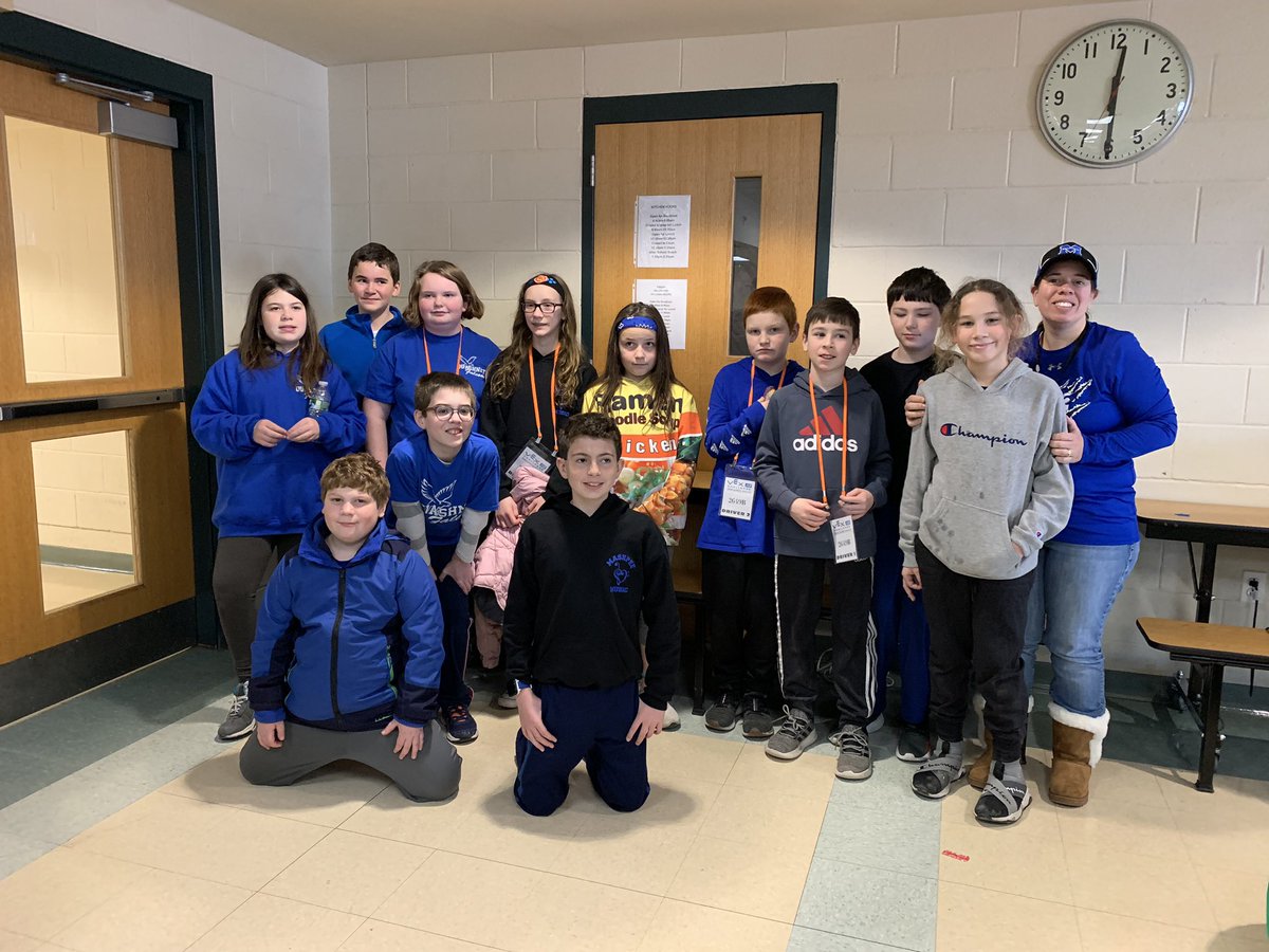 amandahough6's tweet photo. 8 @VEXRobotics Teams 2 Tournaments 2 #Mashpee Schools 5 Grade levels represented 3 Awards #Hardwork #NumerousSmiles #WeAreMashpee #AConnectedCommunity 1 Proud Coach #RoboticsWeekend @MMHS_Principal @mashpeetech https://t.co/QIgrMdoFDU