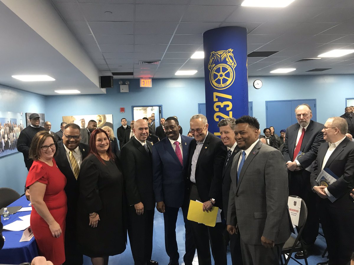 WhiteCDaddy's tweet image. thanks @SenSchumer for making my first week super exciting! cool to have been in the same room as you lol #local237