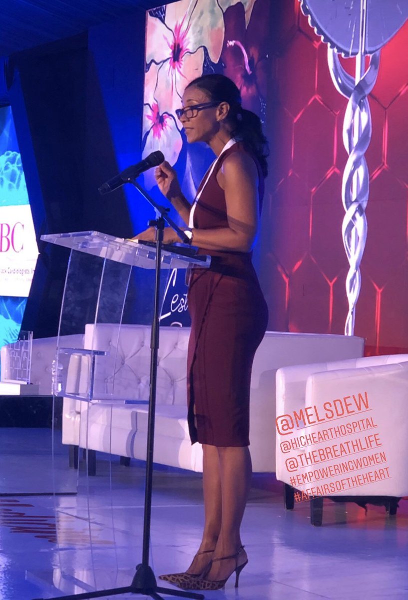 melsdew's tweet photo. What a phenomenal weekend...was honored to stand on the same stage as esteemed medical personnel, met Jamaican music legends...and shared my passion in addressing the emotional care of the nation’s heart #mastersofmedicine #lestwefindgold @caribbeanheart https://t.co/AXCCu12wF6