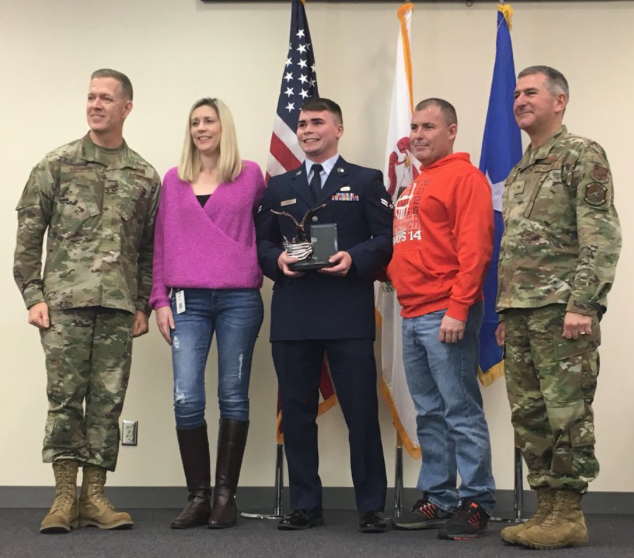 Channel1450com's tweet photo. Rochester's Drew McCoy Earns Illinois Airman Of The Year Honor: https://t.co/KnIx6ej7xc https://t.co/bXvkVE05AT
