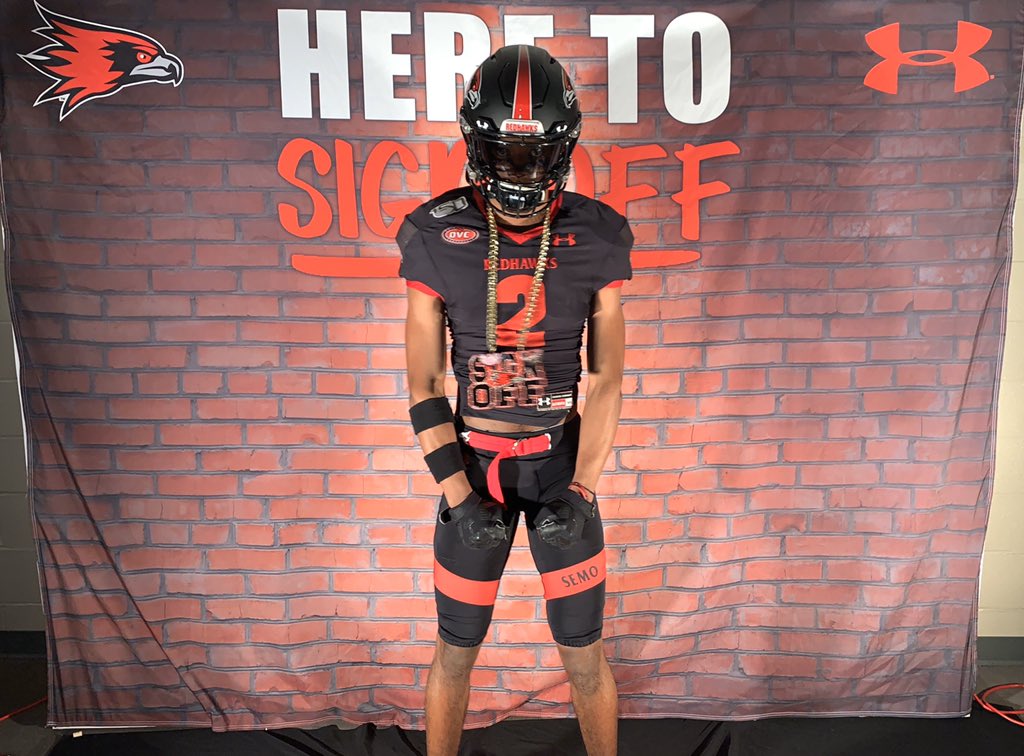 _jaylen2's tweet photo. Turning my dreams into reality .. I am committed to Southeast Missouri State !! #BrickbyBrick https://t.co/JrFRdtEuTg