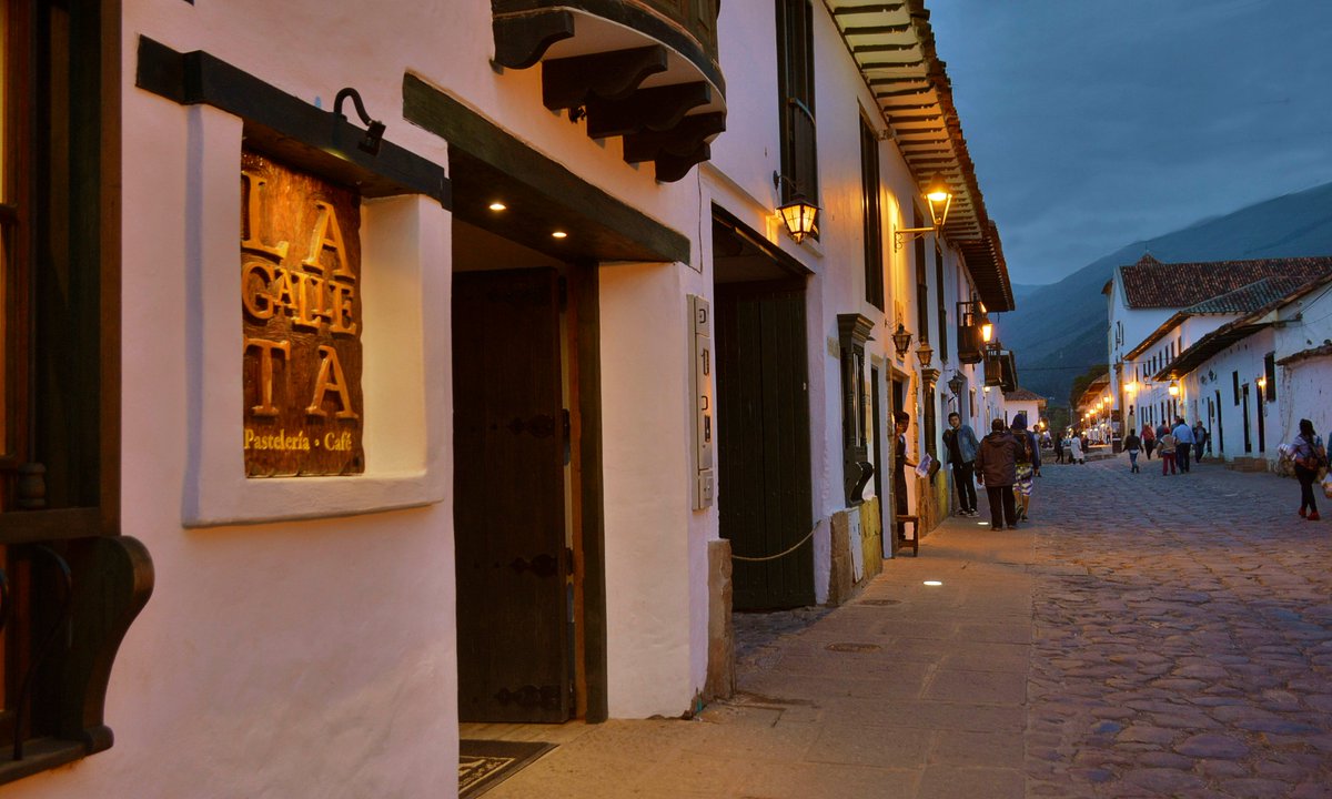 LaGalletaLeyva's tweet photo. ¡Un #FelizDomingo en la romántica y acogedora #VilladeLeyva!
La Galleta - Pastelería Café
https://t.co/NwMkYbZI1g
#tiendadepostres #tiendadecafe #pasteles #tortas #postres #desserts #milhoja #lamejordecolombia #cafe #cafedevocion #boyacá #colombia #colombiatravel #amocomer https://t.co/2M4Fp4CADO