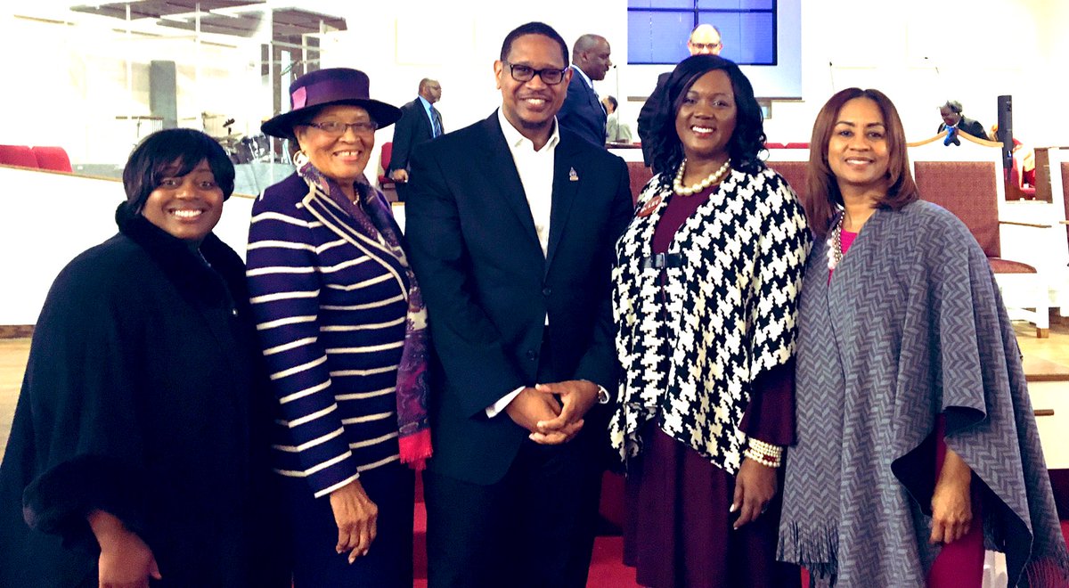 PeoplesVoiceNC's tweet photo. @RepAdams thank you so very much for worshiping with @tfarrow7 and @ReederMemorial today! @judgeablake thank you as well. 🙏🏾 https://t.co/rI4XvzdpiO