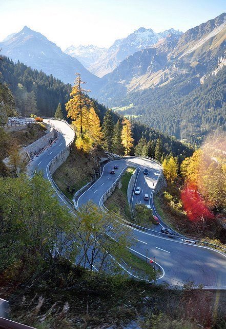 loveonlyworks's tweet photo. Winding roads anyone?
Switchback Highway
Chattanooga, TN #MountainHighways (photo credit: AmazingPlaces blogspot) https://t.co/11djuodTag