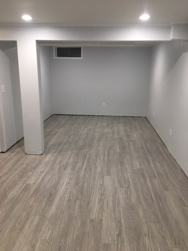 dynamic_carpets's tweet photo. Install of RockLock Plus planks and stair systems ! Color Denali .  100% Waterproof with rigid core technology .  Great for basements or any room ! Call us today at 215-442-RUGS for more information and set up your FREE estimate and consultation . https://t.co/JQL50maJzg