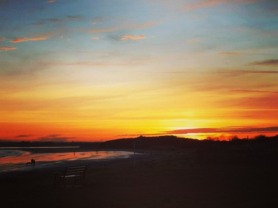 iisymon's tweet photo. #picoftheevening #picoftheday #sunsetphotography #sunsetlovers #sundayevening #sundaymotivation #firesunset #lovephotos #lovenature #rush #relaxtime #sunsetoftonight #sunsets #sunset_pics #sunsetview #sunset🌅 #sunsetvibes #eyecatching_pics #sunsettime #phonephotography https://t.co/CPsNnDkOhN