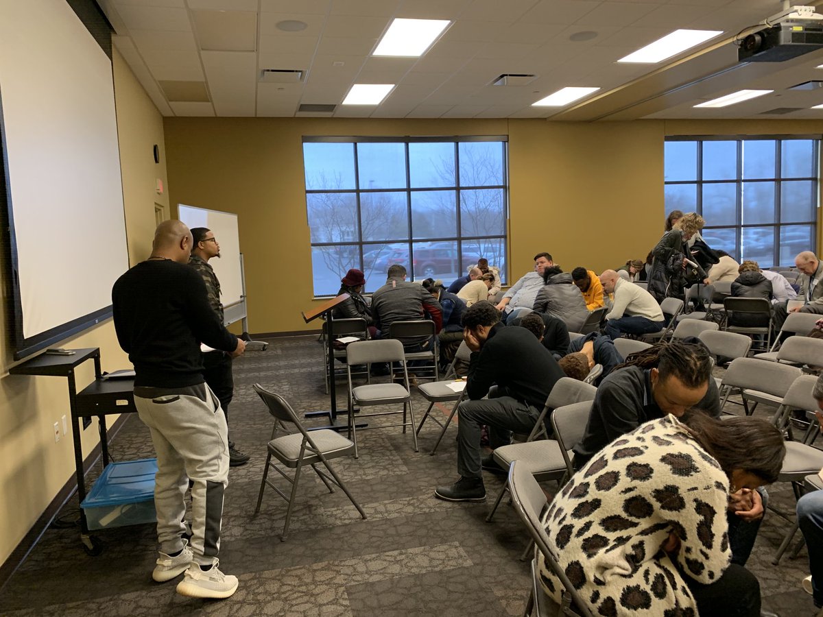 JoeBartemus's tweet photo. Praying with 3dg ⁦@collegeparkindy⁩ for 2020 and a biblical love that better sees unity in diversity as we see in Eph 2. To God be the glory. Exciting to be part of HIS church https://t.co/TXjHqYhHYK