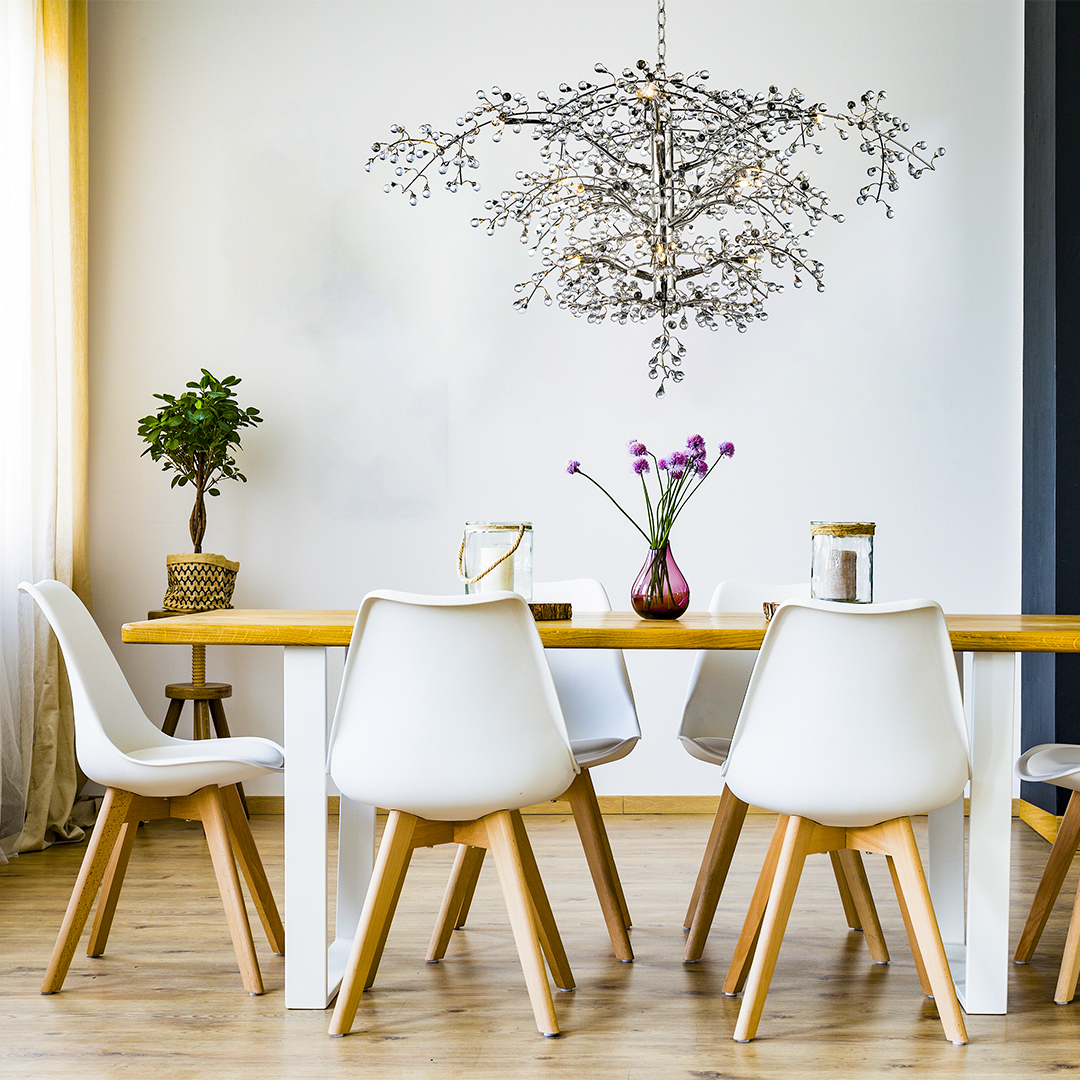wmldesigns's tweet photo. 🤩Stunningly sculpted pieces can make over any room into a work of art. 🤩
👍 LIKE if you'd LIKE this epic chandelier. 👍 https://t.co/XQiOVaDQRN