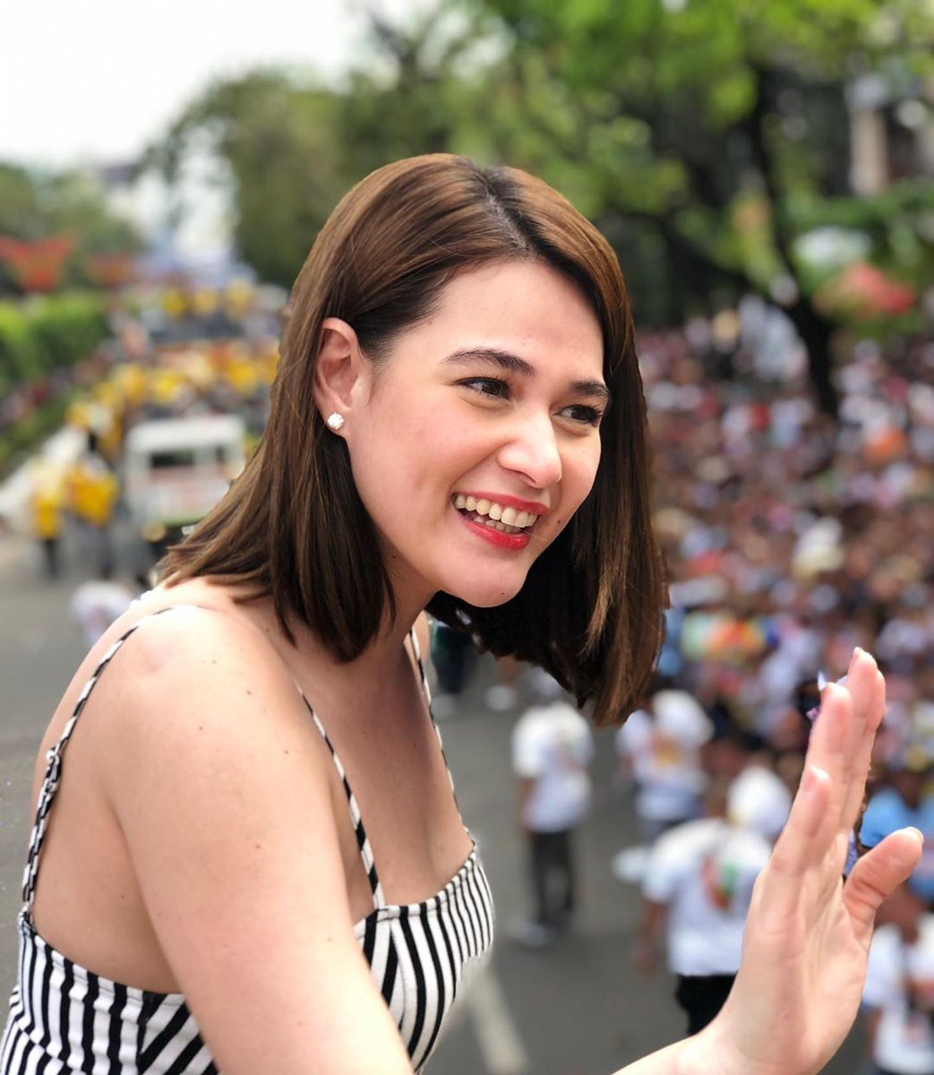 BeaAlonzooffic1's tweet photo. Viva Pit Senyor!  #Sinulog2020💕💕💕 BEA 💕💕💕
@beaalonzo  #sinulog2020  #sinulog  hair by @ayumanaog  #vardafied https://t.co/1yBrgbm8n4