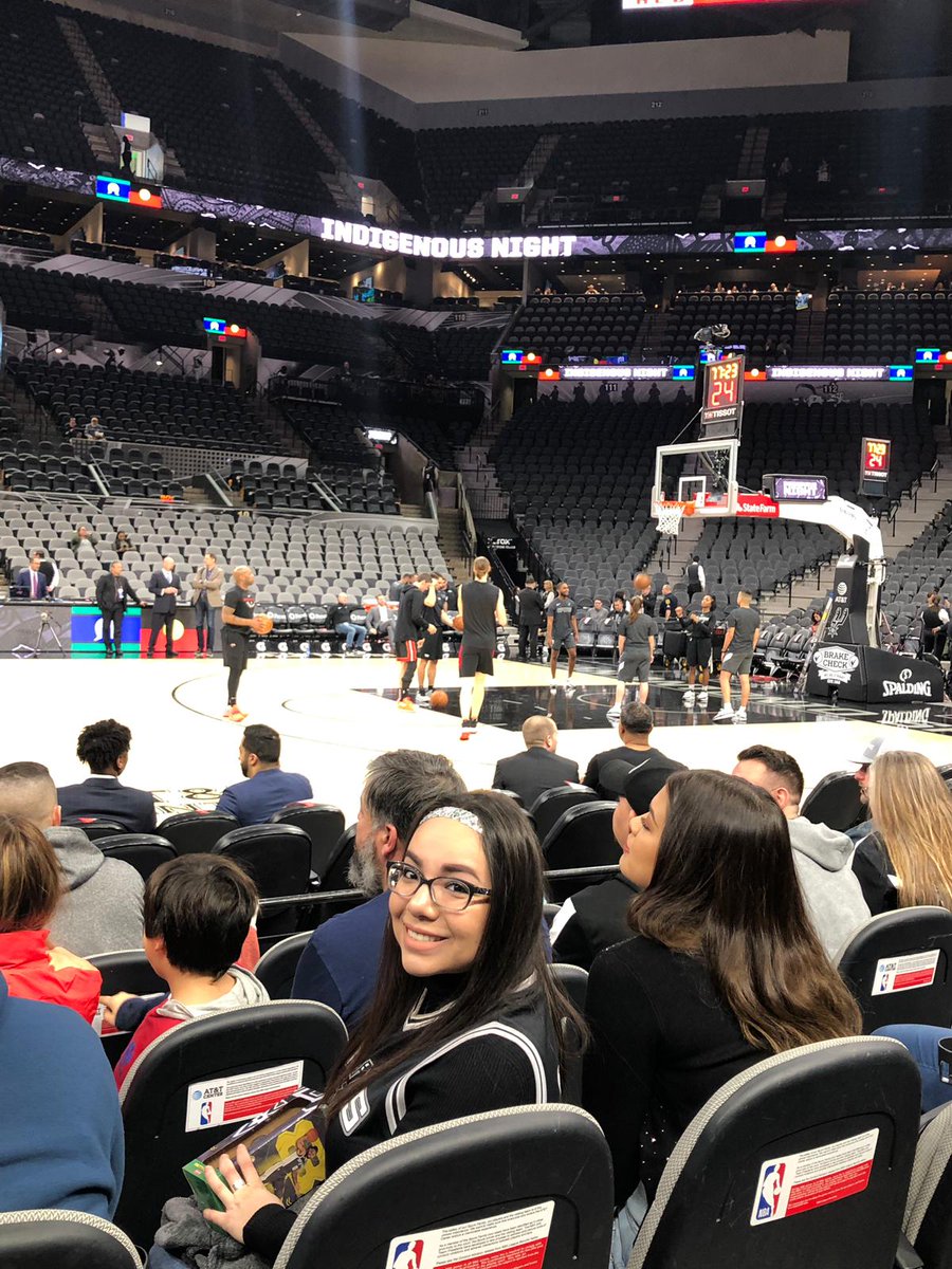 hashtag_gracy's tweet photo. Yayyyy I had a great time at the game today! Went to my first courtside experience and got that cute Patty Mills bobblehead π #GoSpursGo #IndigenousNight https://t.co/a43f7C2YPb